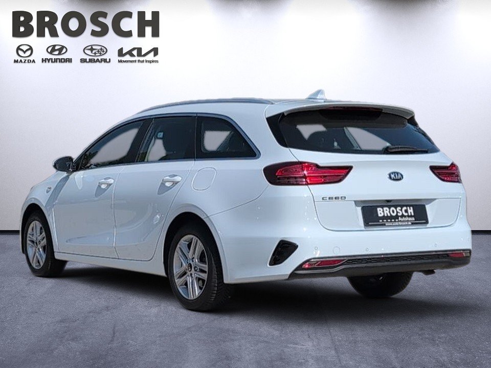 Fahrzeugabbildung Kia CEED SW VISION GARANTIE NAV+KAM+KLIMAAT+CARPLAY+ Vision