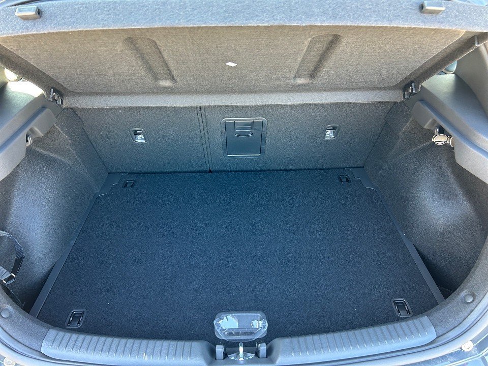 Fahrzeugabbildung Hyundai i30 1.0T DCT ADVANTAGE NAV+SHZ+CARPLAY+QI+KAMERA
