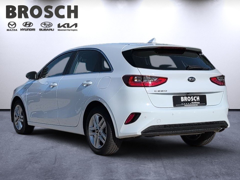 Fahrzeugabbildung Kia CEED 1.4T AUT VISION 1HD KOMF/NAV-P GARANTIE-28 Vision