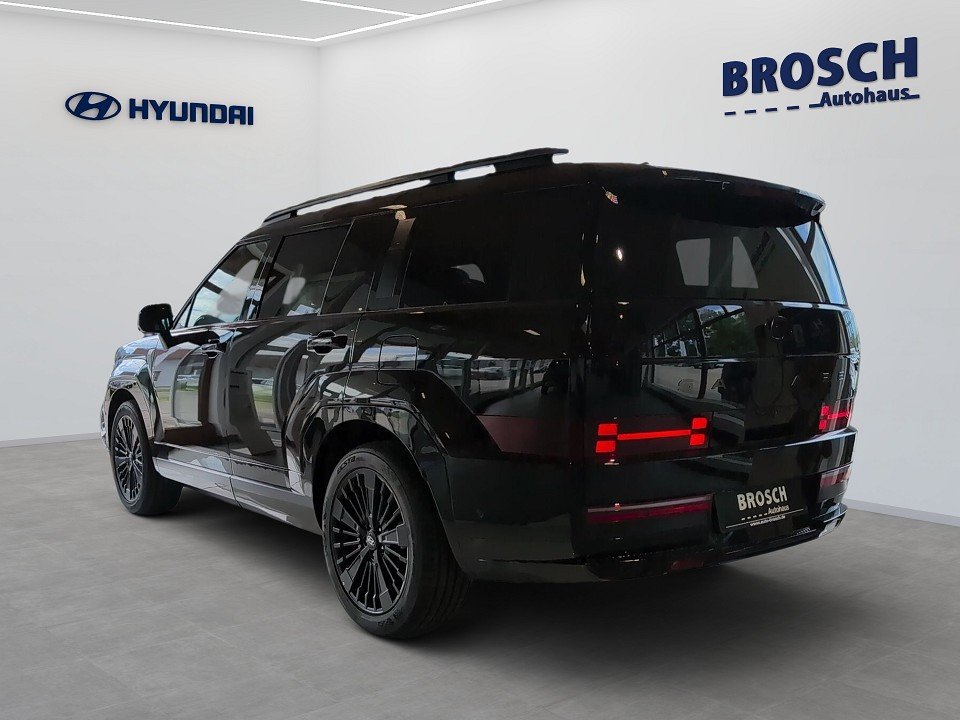 Fahrzeugabbildung Hyundai SANTA FE PHEV 5S 1.6T AT 4WD BLACKLINE DIGITAL++