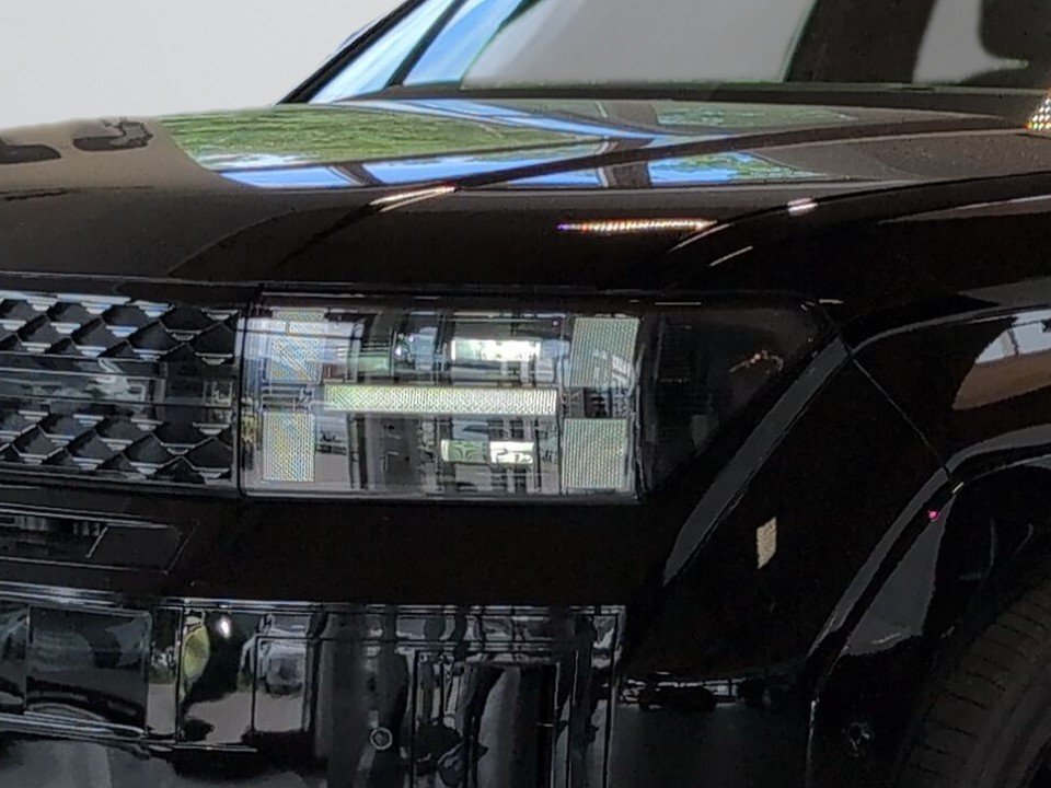 Fahrzeugabbildung Hyundai SANTA FE PHEV 5S 1.6T AT 4WD BLACKLINE DIGITAL++