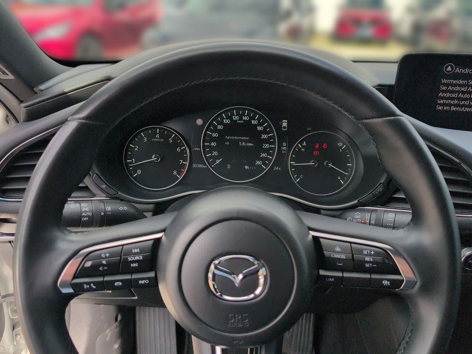 Fahrzeugabbildung Mazda 3 2.0 SKY-G 150 HOMURA GARANTIE-09/29 NAVI+KAM++