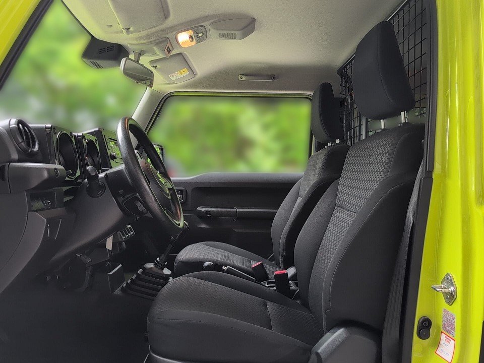 Fahrzeugabbildung Suzuki JIMNY COMFORT ALLGRIP NFZ KLIMA+2xSHZ+TEMP.+BT++ Comfort AllGrip NFZ