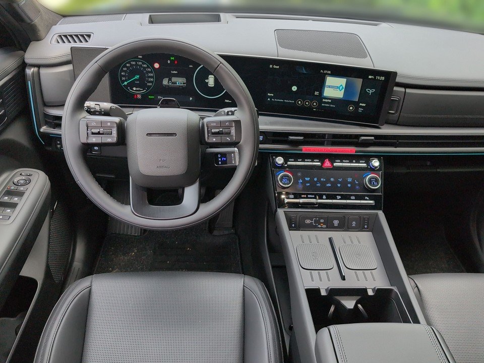 Fahrzeugabbildung Hyundai SANTA FE PHEV 1.6T AT 4WD BLACKLINE 6S DIGIT-KEY