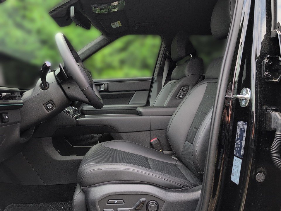 Fahrzeugabbildung Hyundai SANTA FE PHEV 1.6T AT 4WD BLACKLINE 6S DIGIT-KEY