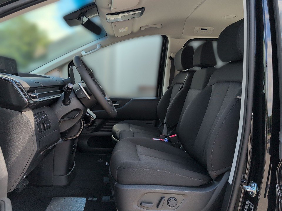 Fahrzeugabbildung Hyundai STARIA HEV 9S 1.6T AT TREND SHUTTLE/PARK-P NAV++