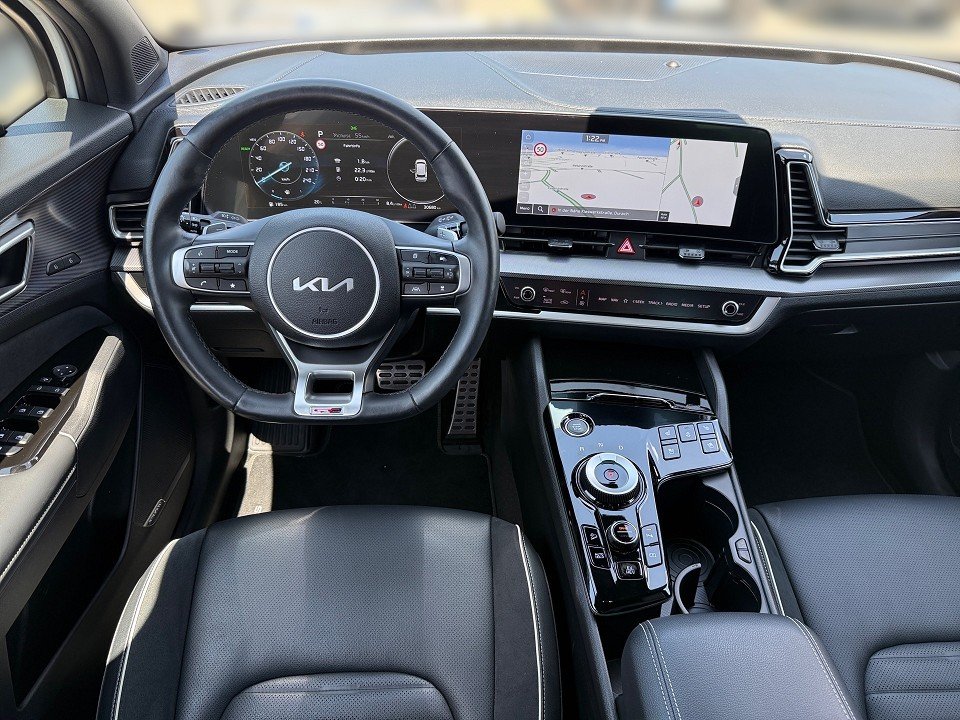 Fahrzeugabbildung Kia SPORTAGE PHEV 4WD GT LINE VOLL GARANTIE4.30 PANO GT-Line Plug-in Hybrid 4WD