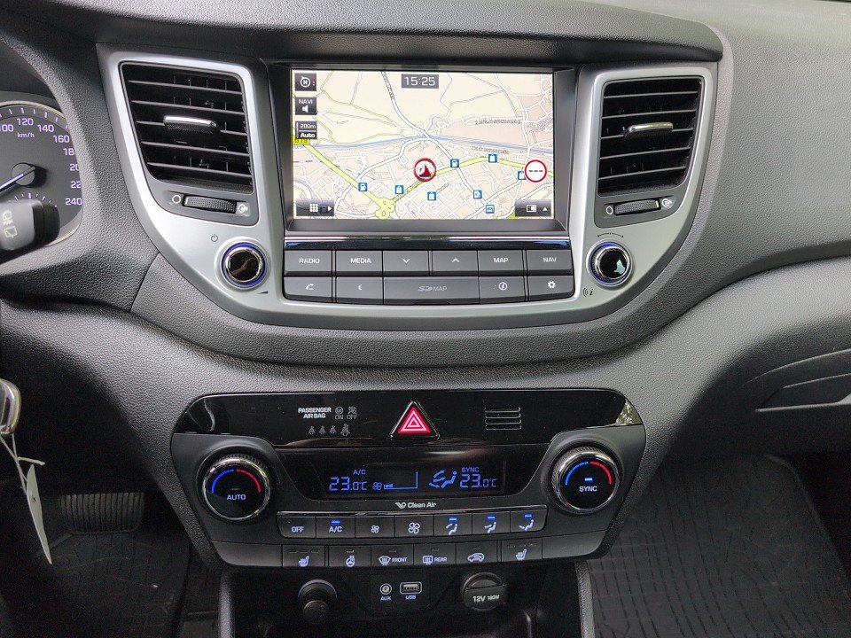 Fahrzeugabbildung Hyundai TUCSON 1.6T 7-DCT 4WD 1HD CLASSIC AHK+NAV+KAM+BT