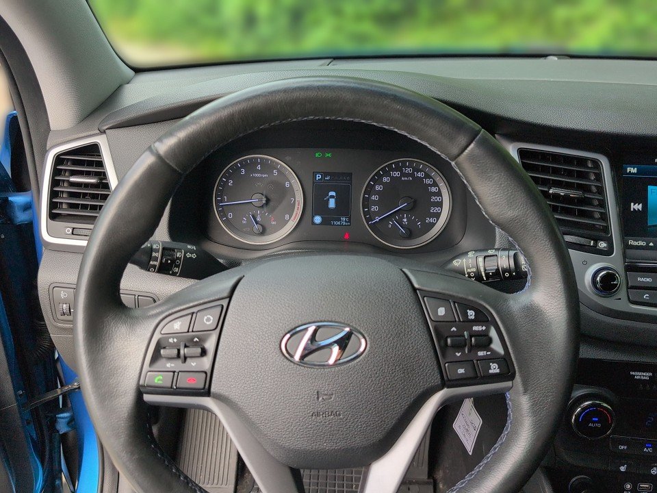 Fahrzeugabbildung Hyundai TUCSON 1.6T 7-DCT 4WD 1HD CLASSIC AHK+NAV+KAM+BT