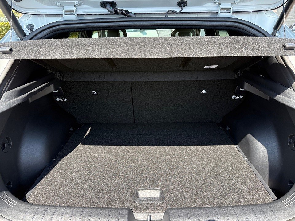 Fahrzeugabbildung Kia EV4 81kWh GT-LINE DW/COMF/CON-P PANO+NAV+360+QI+