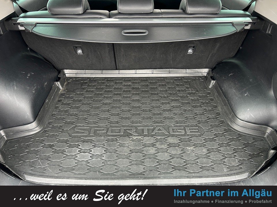 Fahrzeugabbildung Kia SPORTAGE 2.0 CRDi AUT 4WD PLATINUM AHK 1.HD PANO
