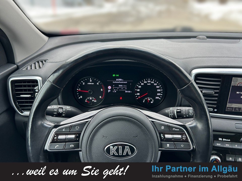 Fahrzeugabbildung Kia SPORTAGE 2.0 CRDi AUT 4WD PLATINUM AHK 1.HD PANO