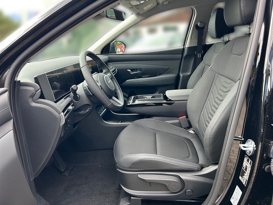 Fahrzeugabbildung Hyundai TUCSON PLUG-IN MY25 1.6T 6AT 4WD TREND MATRIX-P+