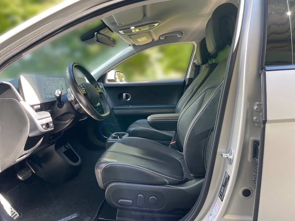Fahrzeugabbildung Hyundai IONIQ 5 4WD 72kWh UNIQ 20ZOLL 97%SOH GARANTIE-30