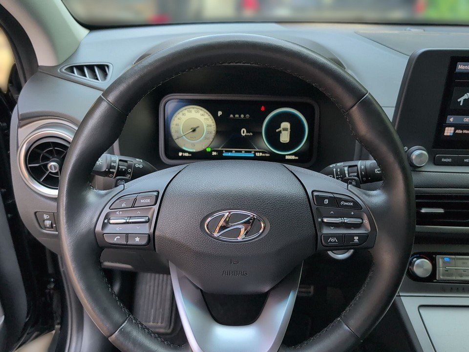 Fahrzeugabbildung Hyundai KONA EV 39kWh SELECT GARANTIE-03/31 CARPLAY+SHZ+
