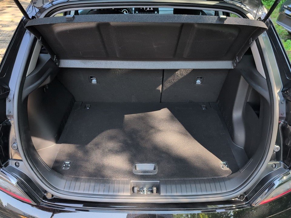 Fahrzeugabbildung Hyundai KONA EV 39kWh SELECT GARANTIE-03/31 CARPLAY+SHZ+