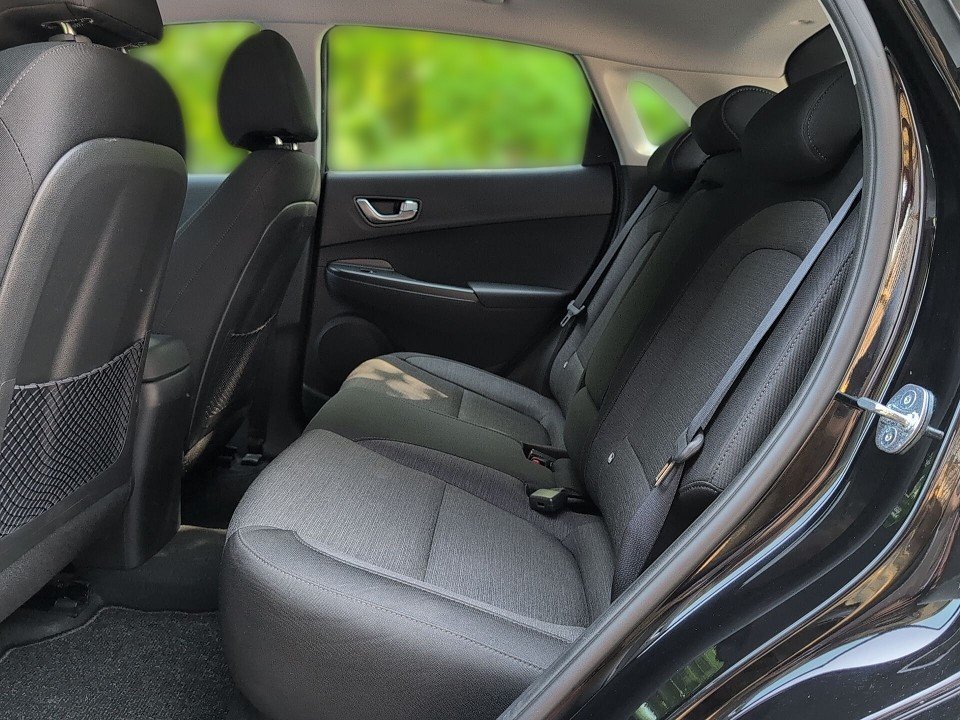 Fahrzeugabbildung Hyundai KONA EV 39kWh SELECT GARANTIE-03/31 CARPLAY+SHZ+