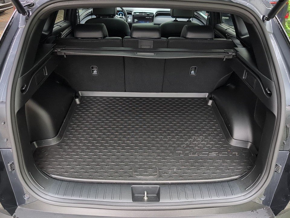 Fahrzeugabbildung Hyundai TUCSON PHEV 1.6T 4WD PRIME 1HD ASS+-P KRELL+NAV+
