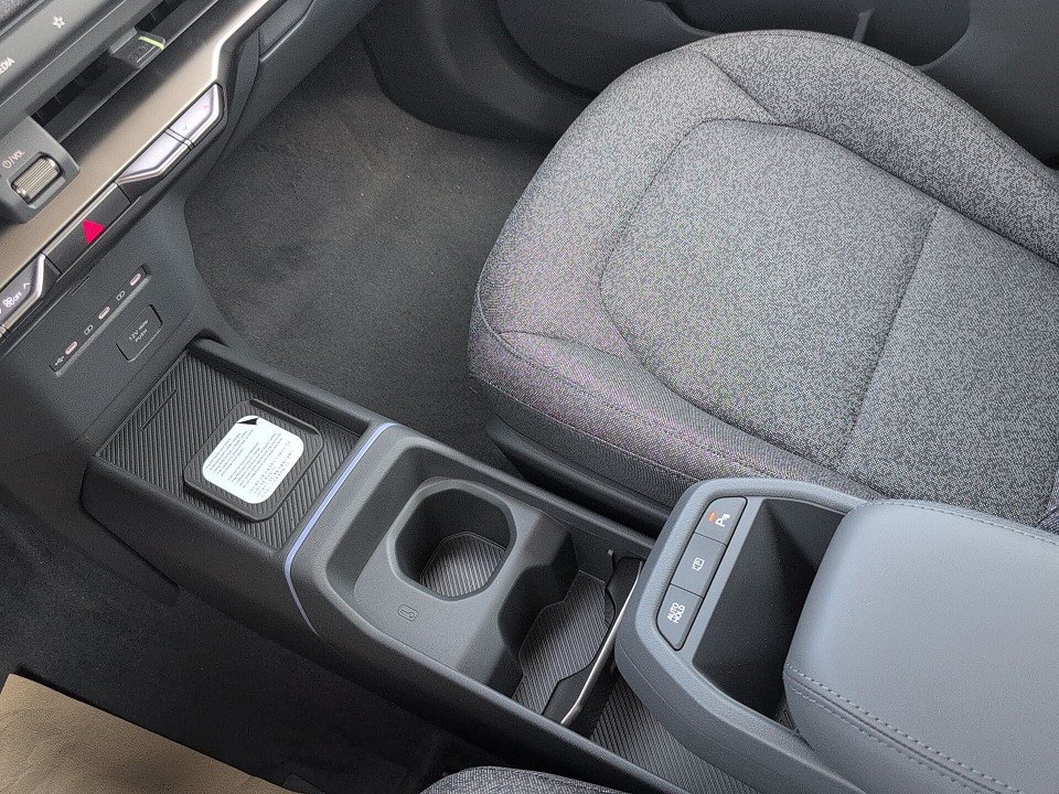 Fahrzeugabbildung Kia EV2 42kWh 5S EARTH WIN/TEC-P 22AC NAV+360+KLIMA+
