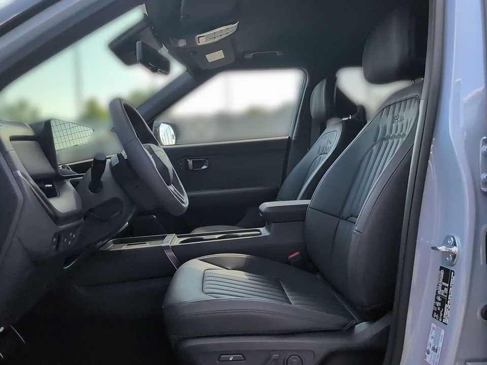 Fahrzeugabbildung Kia SELTOS 1.6T 180 AWD DCT X-LINE 360+H/K+NAV+4xSHZ