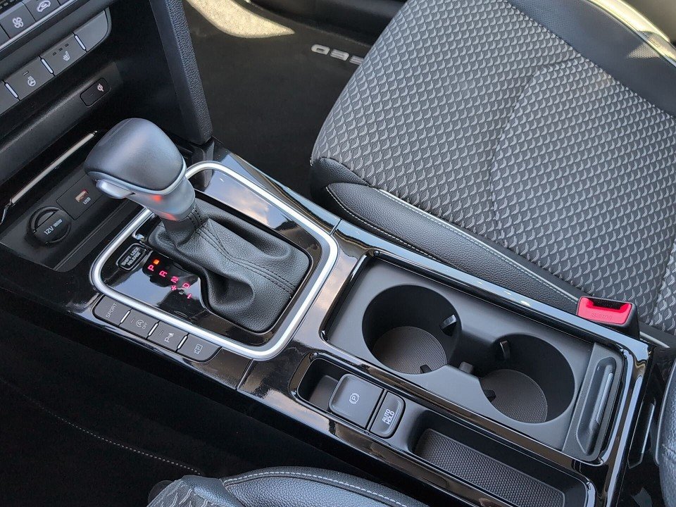 Fahrzeugabbildung Kia CEED SW 1.5T DCT SPIRIT AHK TECH/LEDER-PAKET JBL