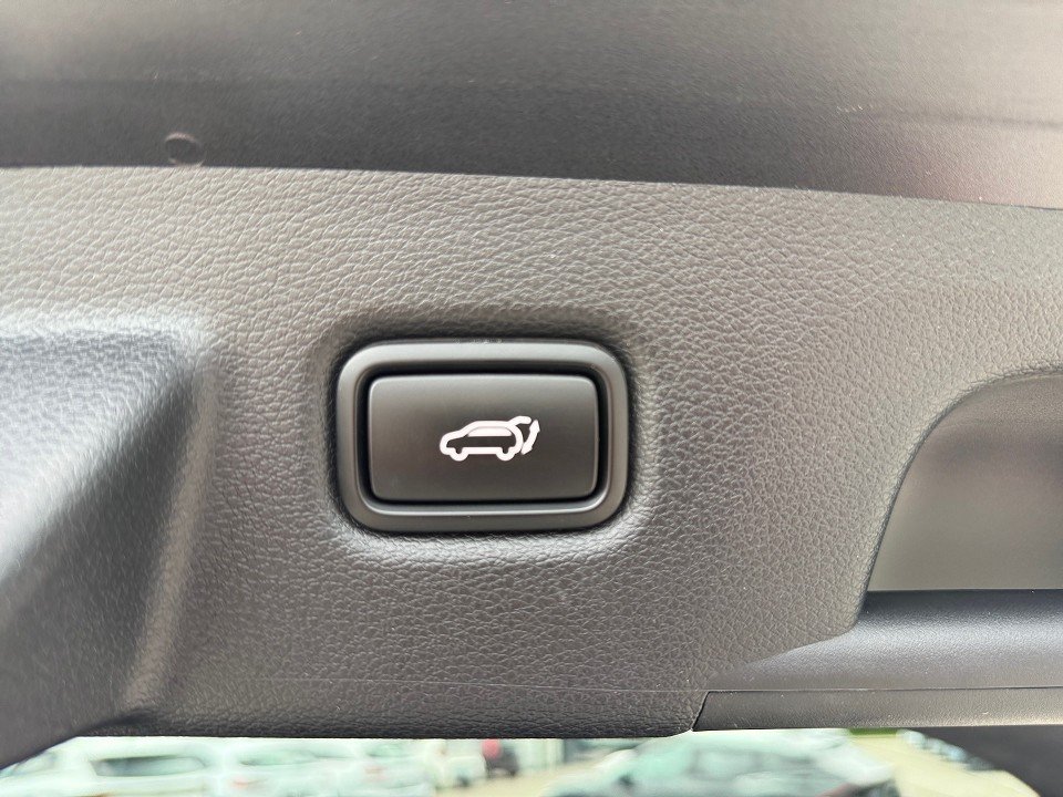Fahrzeugabbildung Kia XCEED PHEV 1.6 PLATINUM AHK GARANTIE29 PANO VOLL