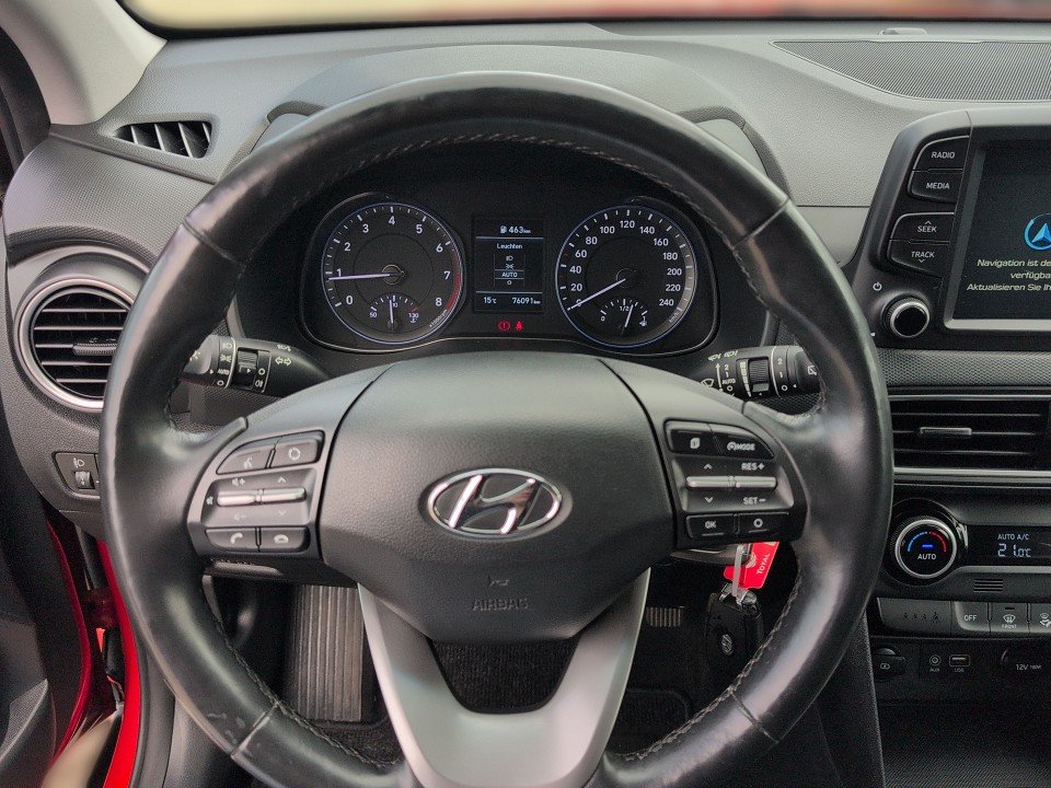 Fahrzeugabbildung Hyundai KONA 1.0T ADVANTAGE KRELL+NAV+KAM+KLIMAAT+2xSHZ+