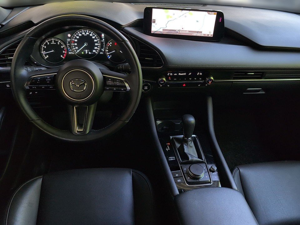 Fahrzeugabbildung Mazda 3 2.5 SKY-G 140 6AT TAKUMI LEDER+HUD+360+BOSE+