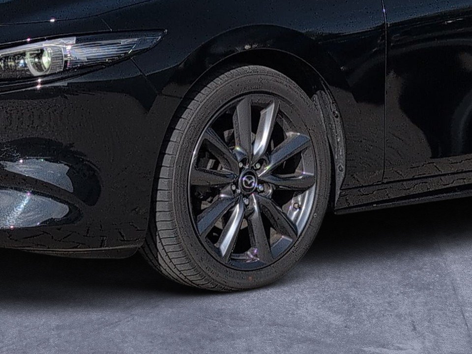 Fahrzeugabbildung Mazda 3 2.5 SKY-G 140 6AT TAKUMI LEDER+HUD+360+BOSE+