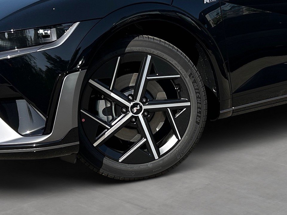 Fahrzeugabbildung Hyundai IONIQ 5 MY25 84kWh N LINE 570KM-RANGE 5JGARANTIE