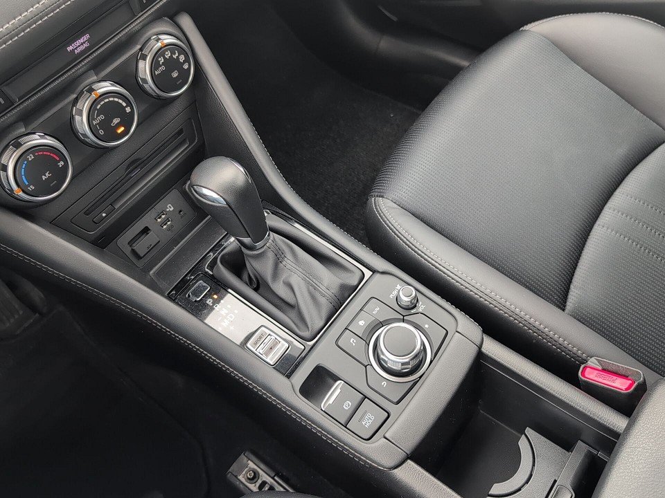 Fahrzeugabbildung Mazda CX-3 SKY-G 150 AWD AT SPORTS 1HD TEC-P NAV+KAM++