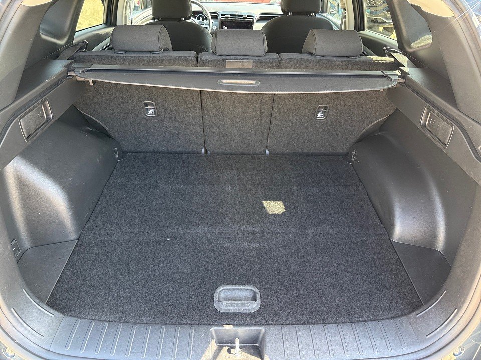 Fahrzeugabbildung Hyundai TUCSON 1.6 CRDi 7DCT TREND AHK VAT/NETTO/STEUER+