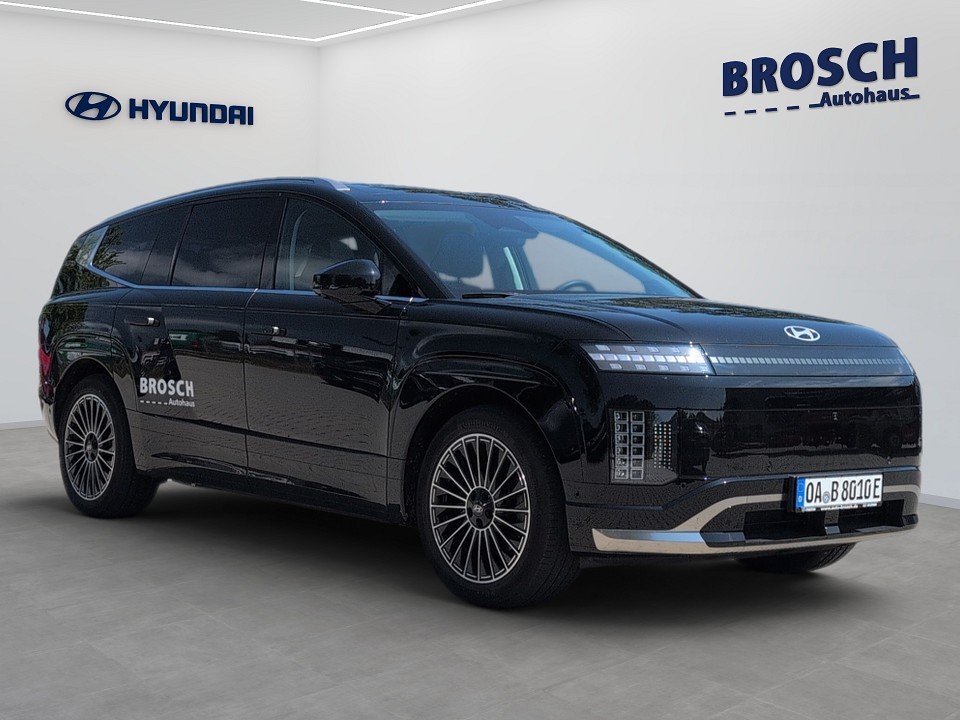 Fahrzeugabbildung Hyundai IONIQ 9 110kWh 4WD 6S UNIQ SWIVEL-P PANO+NAV+360