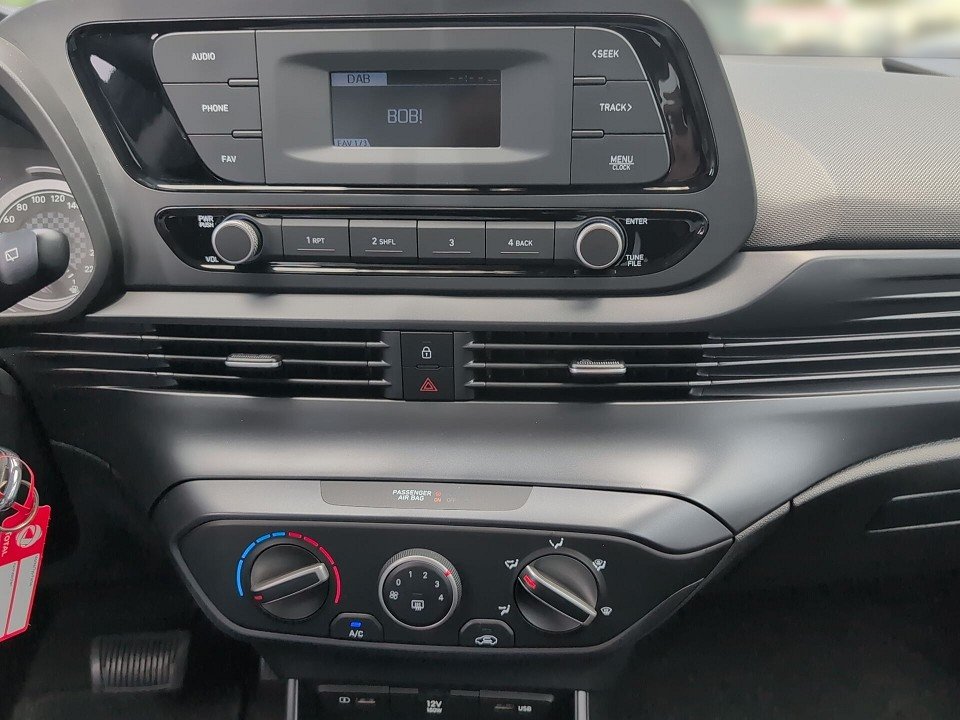 Fahrzeugabbildung Hyundai i20 1.0T DCT SELECT FUNKTION-P 16+PDC+KLIMA+SHZ