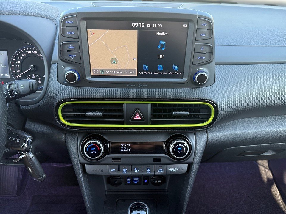 Fahrzeugabbildung Hyundai KONA 1.6T DCT 4WD STYLE AHK/ABNEHM LED/NAV-P HUD