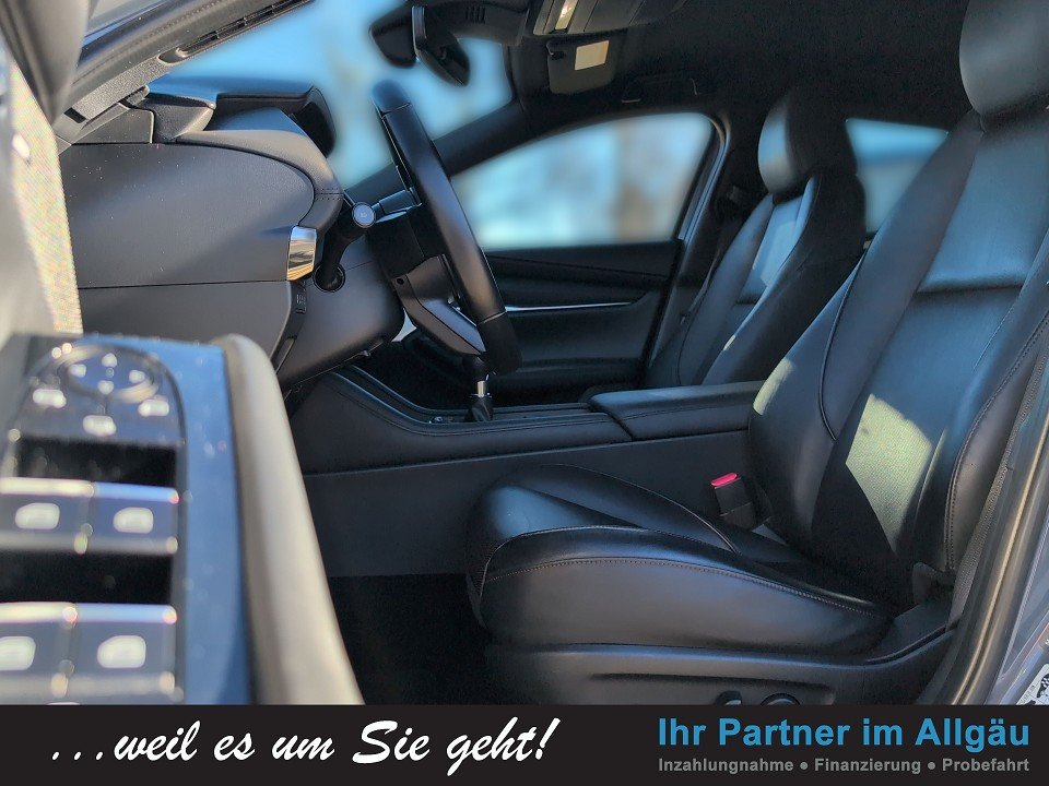Fahrzeugabbildung Mazda 3 SKY-X 180 AWD SELECTION DES-P BOSE+360+NAV+LED