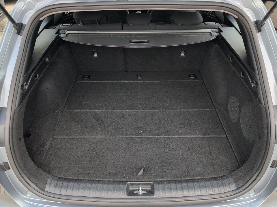 Fahrzeugabbildung Kia CEED SW 1.5T JBL-SOUND-EDITION GARANTIE-8/29 NAV JBL Sound Edition