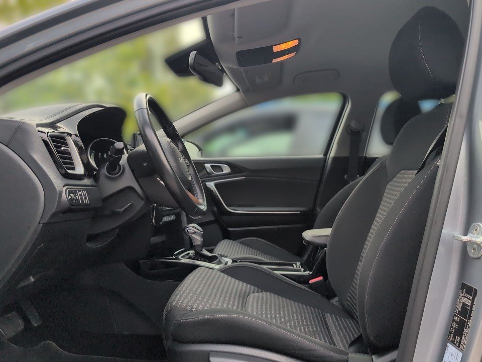 Fahrzeugabbildung Kia CEED SW 1.5T JBL-SOUND-EDITION GARANTIE-8/29 NAV JBL Sound Edition