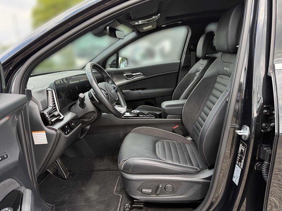 Fahrzeugabbildung Kia SPORTAGE PHEV 1.6T GTL 4WD GARANTIE-12/29 PANO++ GT-Line Plug-in Hybrid 4WD
