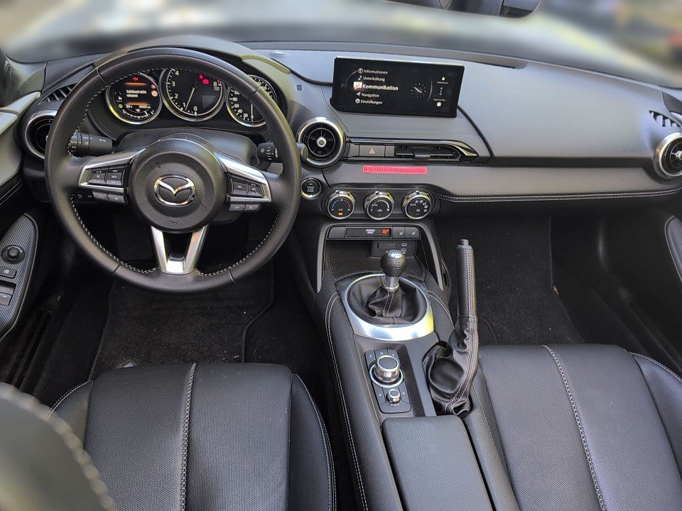Fahrzeugabbildung Mazda MX-5 1.5L SKY-G 132 EXCLUSIVE-LINE BOSE+KAM+SHZ+
