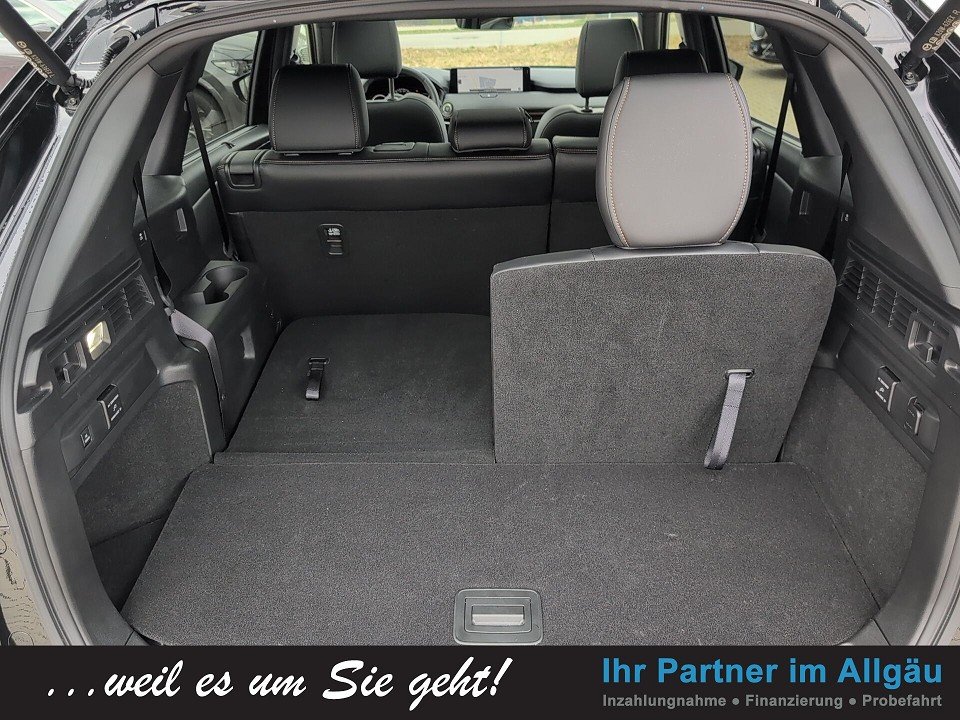 Fahrzeugabbildung Mazda CX-80 PHEV 2.5L eSKY AT AWD HOMURA-PLUS NAV+PANO