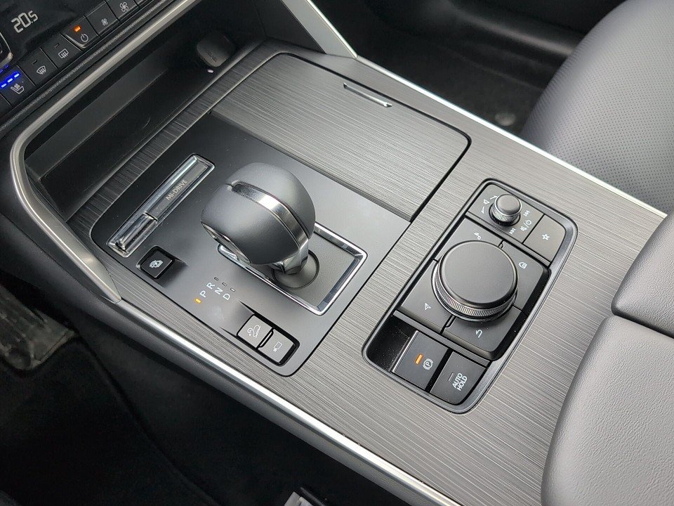 Fahrzeugabbildung Mazda CX-80 PHEV 2.5L eSKY AT AWD HOMURA-PLUS NAV+PANO