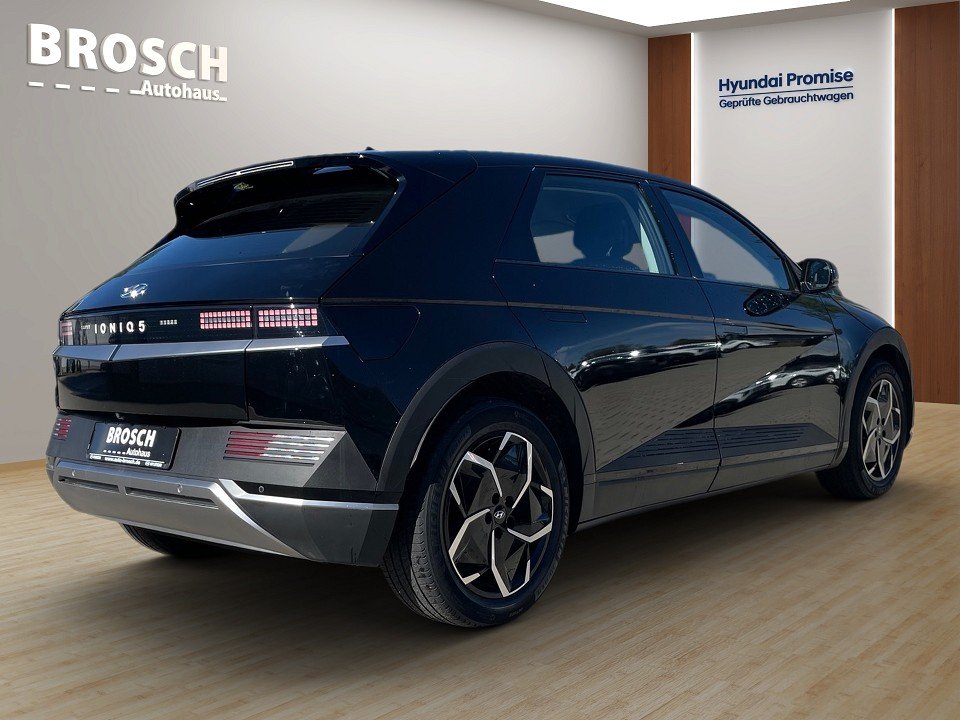 Fahrzeugabbildung Hyundai IONIQ 5 72kWh DYNAMIQ 481KM-RW 98%SOH 1HD WP+ELHK