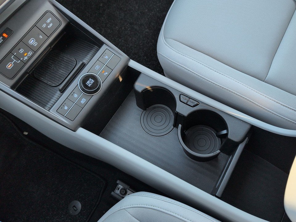 Fahrzeugabbildung Hyundai KONA EV 65kWh TREND ASSIST-P 510KM NAVI+360+LED+