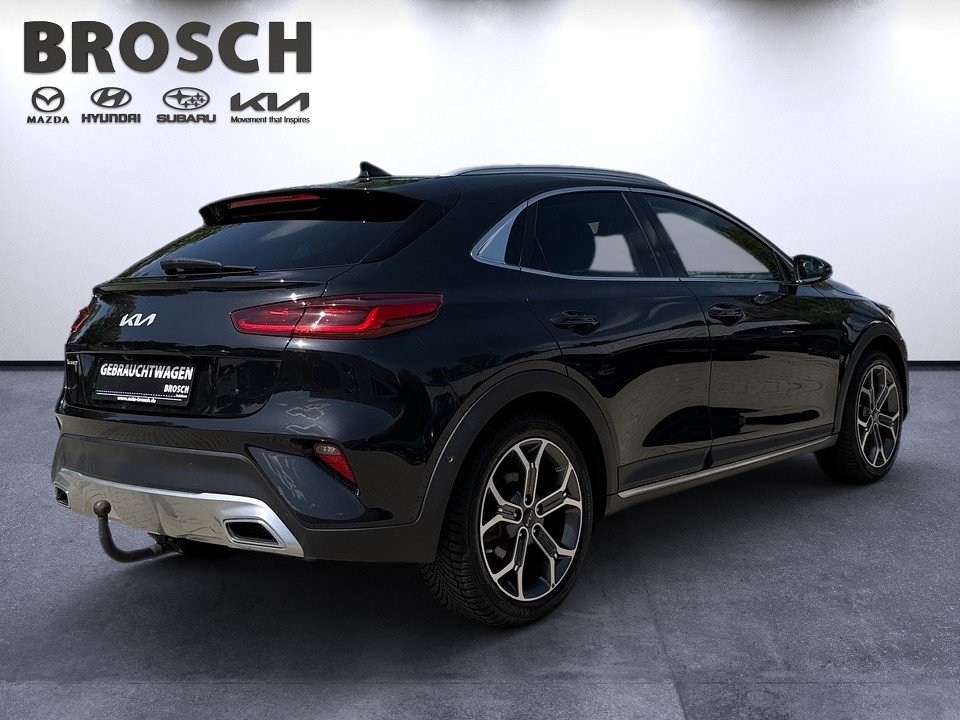 Fahrzeugabbildung Kia XCEED 1.5T PLATINUM 1HD AHK VOLL GARANTIE-05.29 Platinum Edition