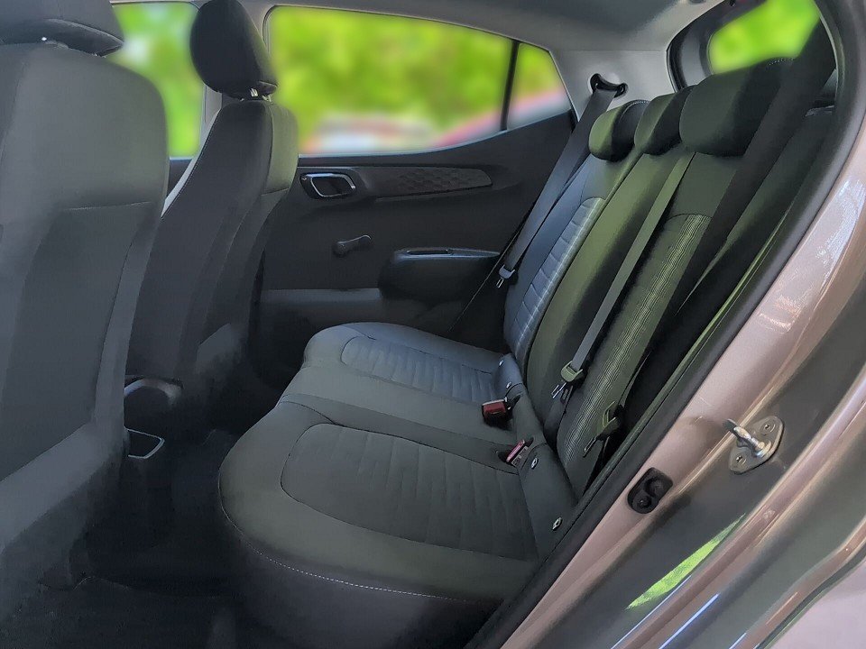Fahrzeugabbildung Hyundai i10 1.2 TREND 1HD CARPLAY+PDC+KLIMA+SHZ GARANTIE Trend