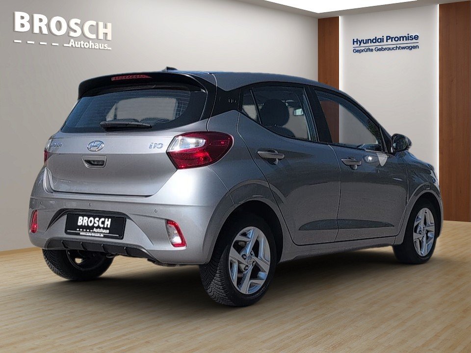 Fahrzeugabbildung Hyundai i10 1.2 TREND 1HD CARPLAY+PDC+KLIMA+SHZ GARANTIE Trend