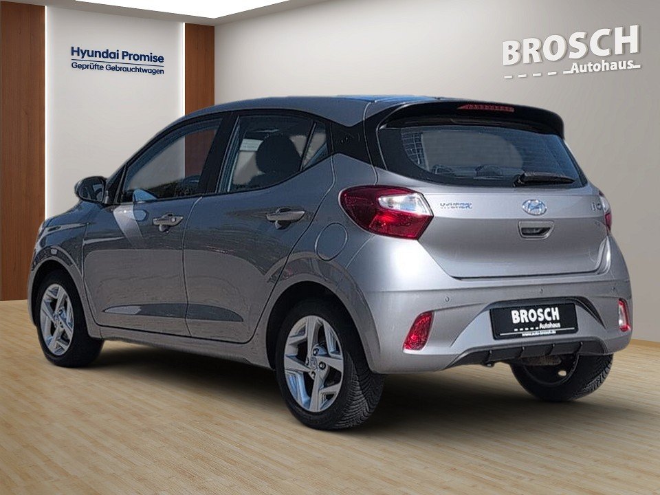 Fahrzeugabbildung Hyundai i10 1.2 TREND 1HD CARPLAY+PDC+KLIMA+SHZ GARANTIE Trend