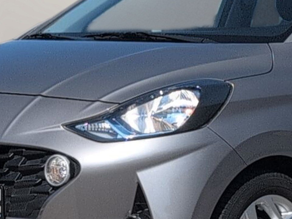 Fahrzeugabbildung Hyundai i10 1.2 TREND 1HD CARPLAY+PDC+KLIMA+SHZ GARANTIE Trend