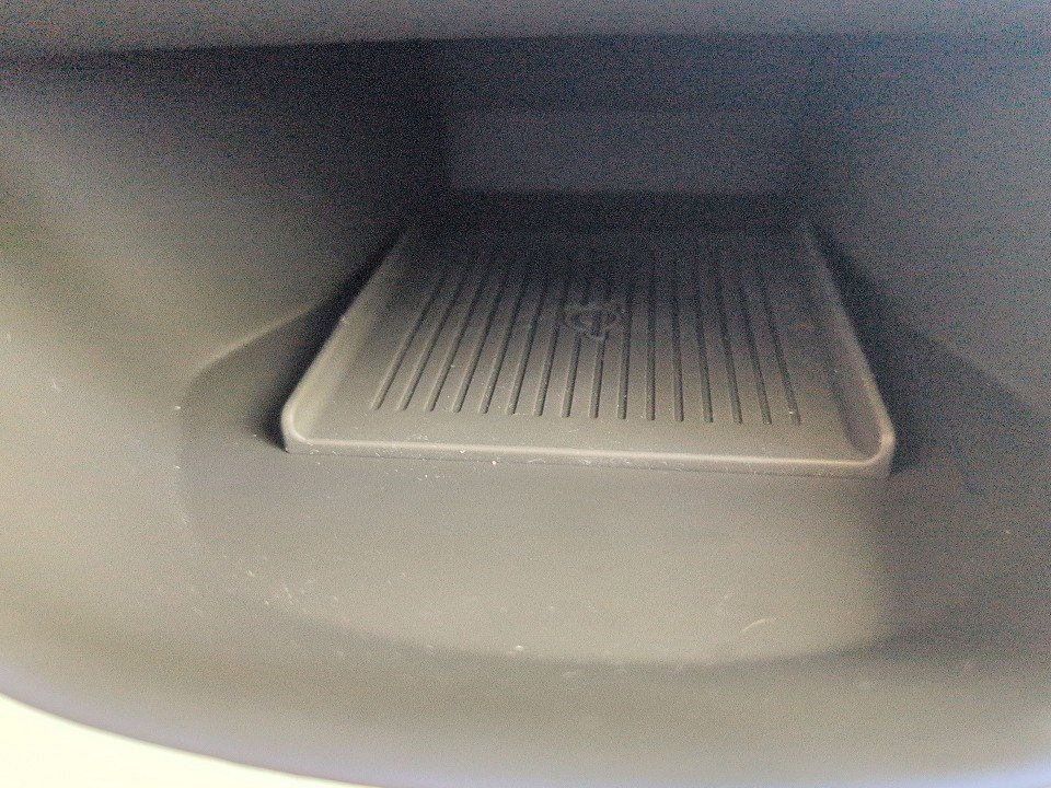 Fahrzeugabbildung Hyundai INSTER 49kWh PRIME GARANTIE-4/31 NAV+360+CARPLAY